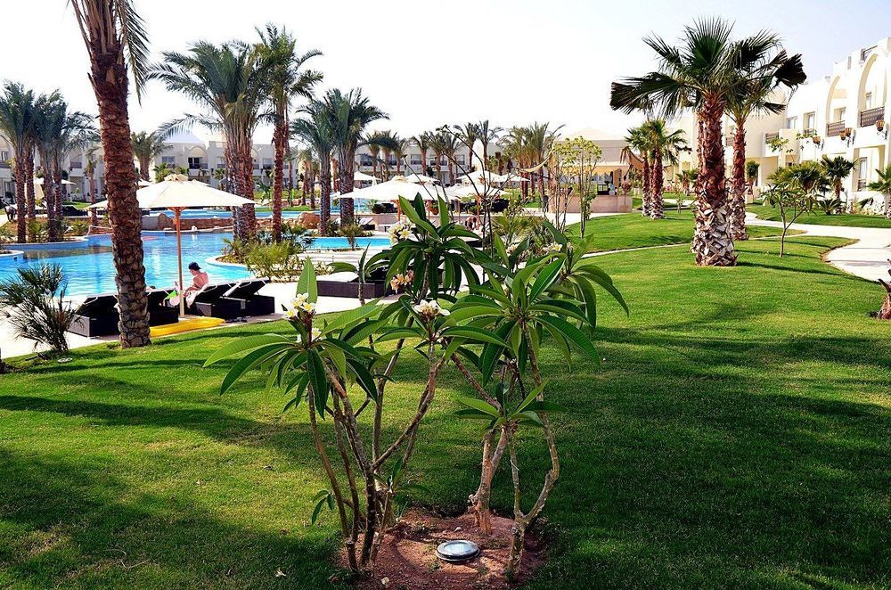 Le Royal Holiday Resort Aqua Park Sharm el-Sheikh Exterior photo