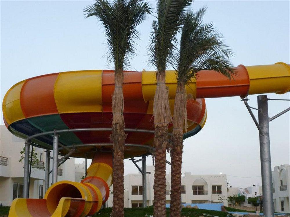 Le Royal Holiday Resort Aqua Park Sharm el-Sheikh Exterior photo