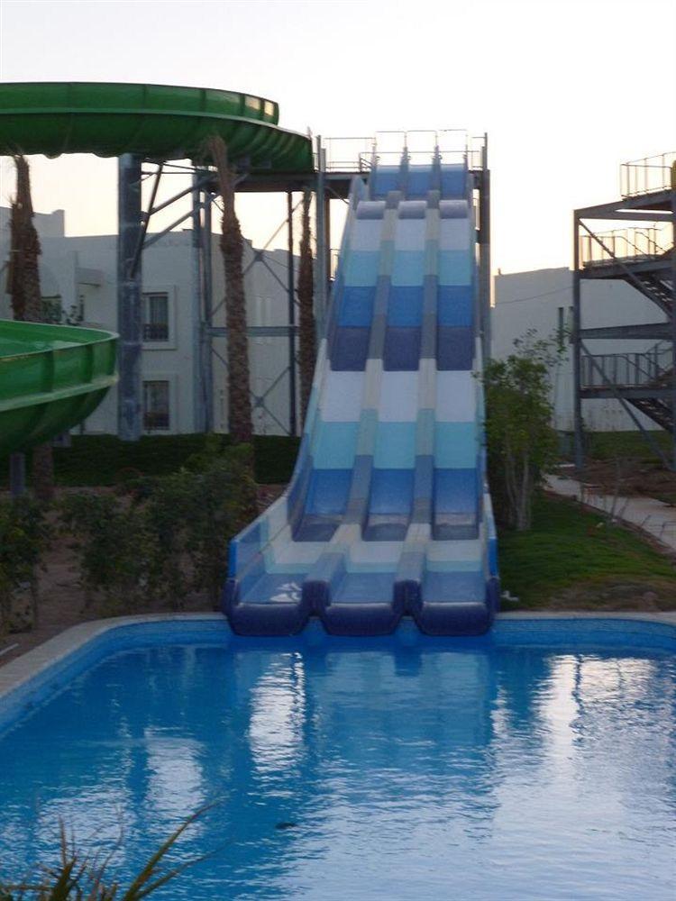 Le Royal Holiday Resort Aqua Park Sharm el-Sheikh Exterior photo